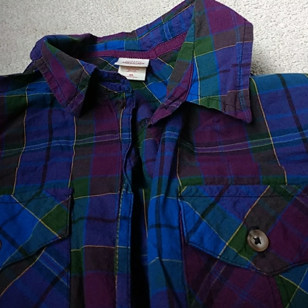 Mossimo button down - Picture 2 of 2